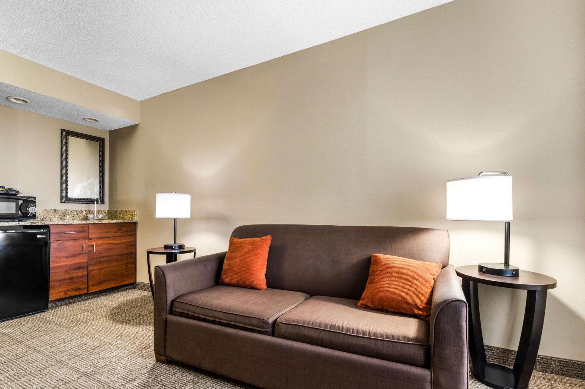 Comfort Inn Evansville East Exteriör bild