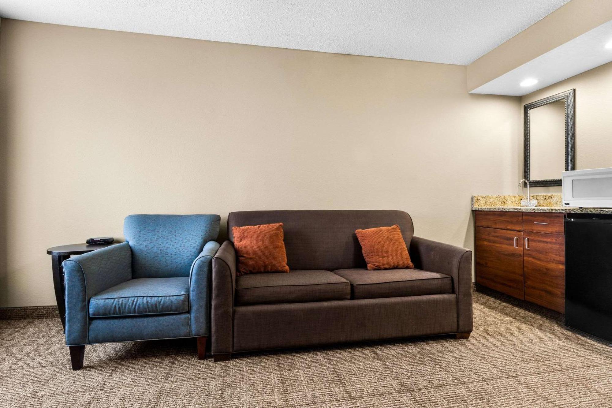 Comfort Inn Evansville East Exteriör bild